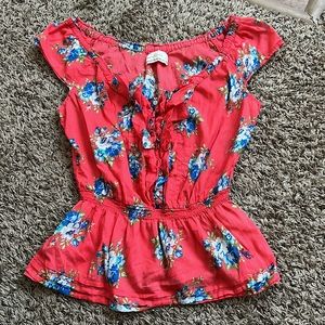 ✨3 FOR $15 SALE✨ Abercrombie and Fitch Shirt